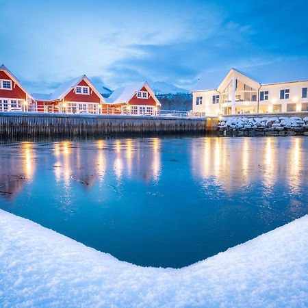 Senja Fjordhotell And Apartments Stonglandseidet Exterior foto