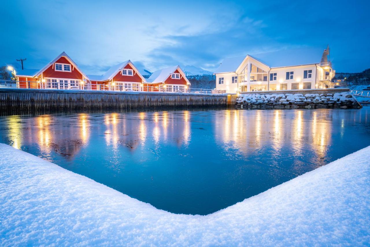 Senja Fjordhotell And Apartments Stonglandseidet Exterior foto