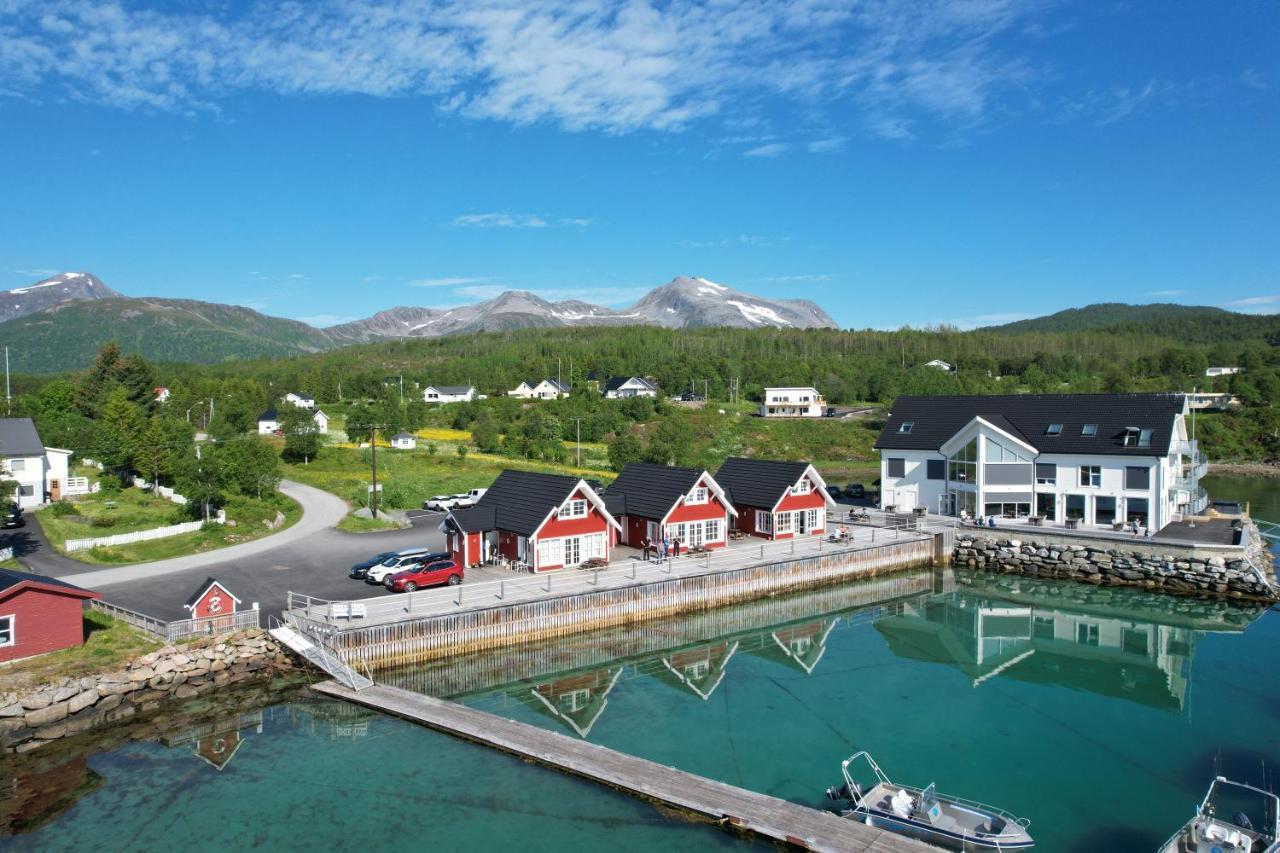 Senja Fjordhotell And Apartments Stonglandseidet Exterior foto